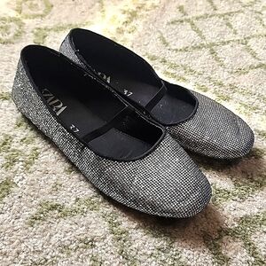 Zara Silver Metallic Shimmer Sparkle Ballet Flats 37 7
